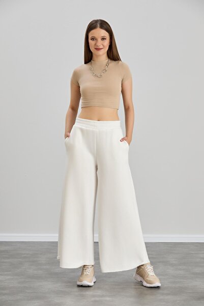 Sortie Γυναικείο φούτερ με φαρδύ πόδι κανονικής εφαρμογής με τρεις τσέπες σε ...