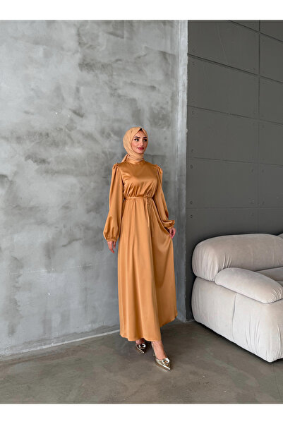 Aranlı tekstil Balon Kol Saten Tesettür Oversize Biye Kuşaklı Tesettür Elbise
