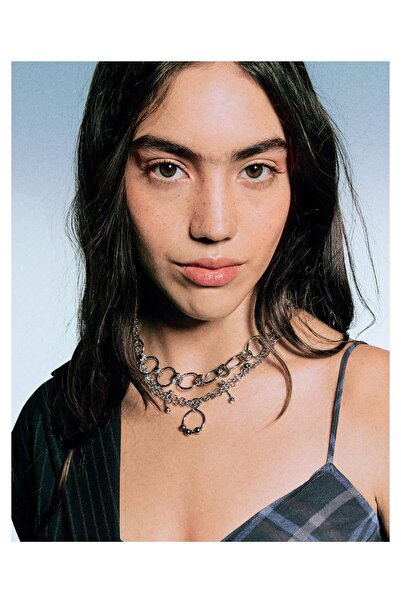 Bershka 2'li piercing imzalı kolye ucu kolye seti