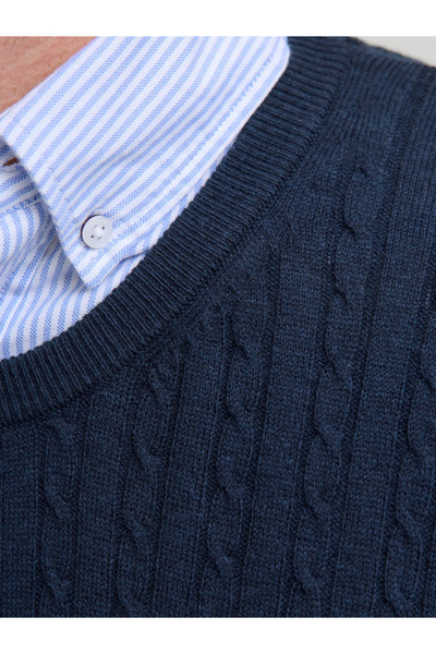 Jack & Jones JJEEMIL Textured Cable Knit Sweater