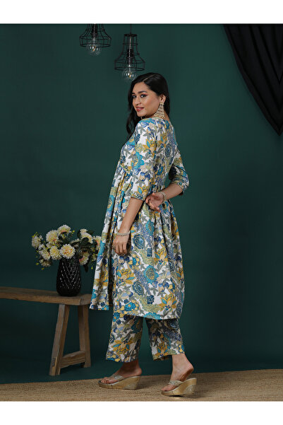 Globus By Styli Green Embroidered Detail Floral Kurta and Pants Set