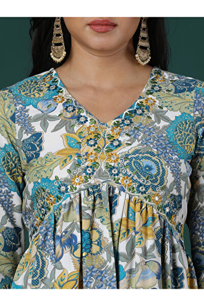 Globus By Styli Green Embroidered Detail Floral Kurta and Pants Set