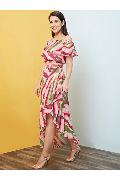 Globus By Styli تنسيقات متعددة من بلوزة قصيرة وتنورة مكشوفة الأكتاف