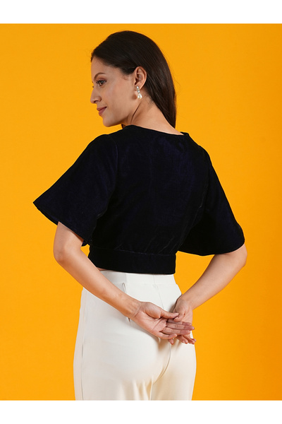 Globus By Styli Navy Cut-Out Waist Velvet Crop Top