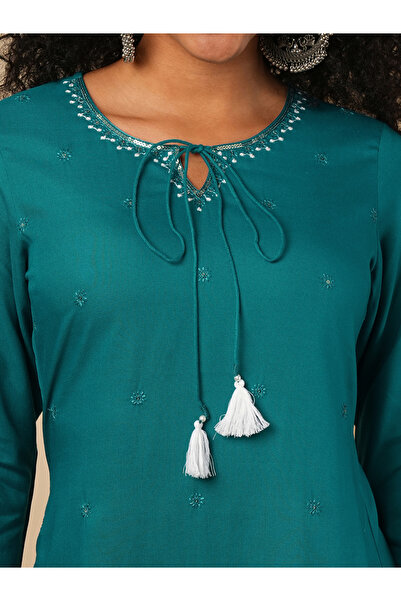 Globus By Styli Green Embellished Tie -Up Workwear Tunic