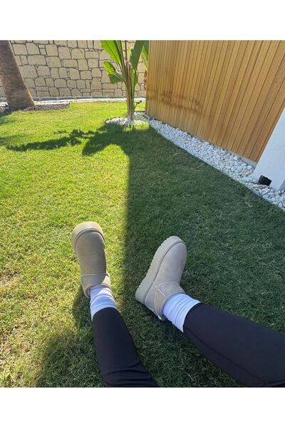 Saltopik Μίνι μπότες με χοντρή σόλα με επένδυση από γούνα σε μπεζ σουέντ