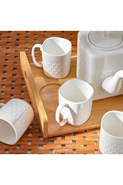 Danube Home Princess 8-Pc Elegant Tea Set – Porcelain Cups, Saucers & Teapot for Gifting & Home Use