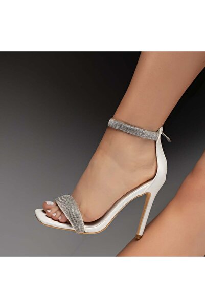 Modlet.ro Women's white heeled sandals with back zipper MOD09376