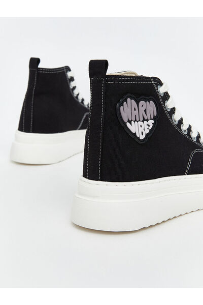 LC Waikiki Işıltılı Seçimler | Bilek Boy Bağcıklı Kız Çocuk Spor Ayakkabı