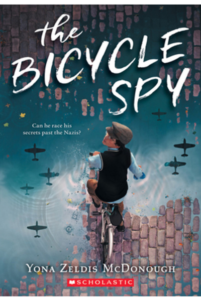 Scholastic Bk Services The Bicycle Spy