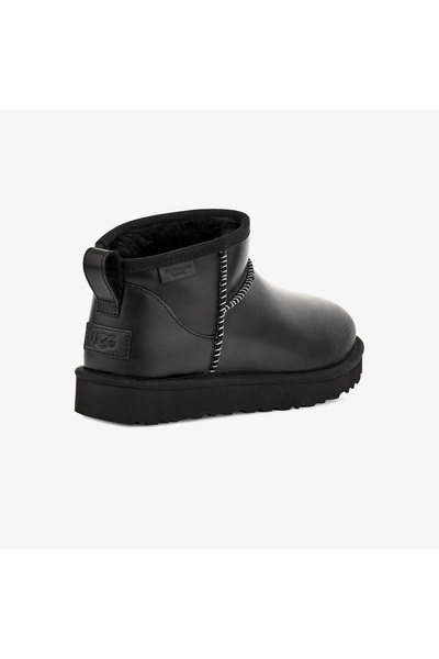 UGG Classic Ultra Mini Lthr Regen Kadın Siyah Bot