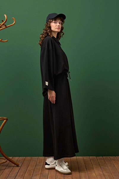 Ceylan Otantik Black 3 Thread Neckline Bodysuit & Skirt Set