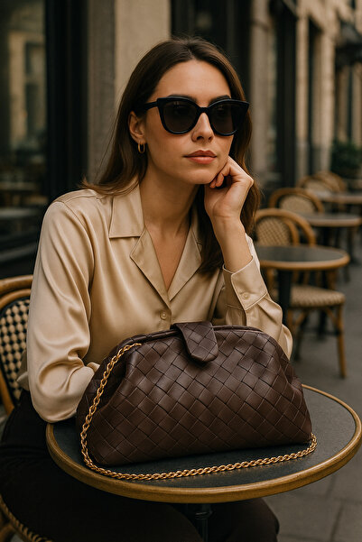 Selin Atelier Bitter Brown Knitted Leather Chain Portfolio a taška přes rameno