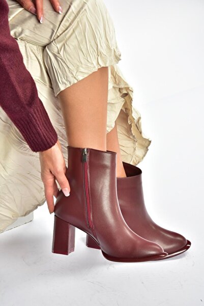 Fox Shoes V590166309 Bordo Kalın Topuklu Klasik Kadın Bot