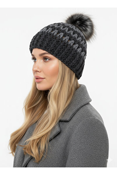 drt tasarım قبعة زجزاج منقوشة باللون الرمادي وقبعة بوم بوم