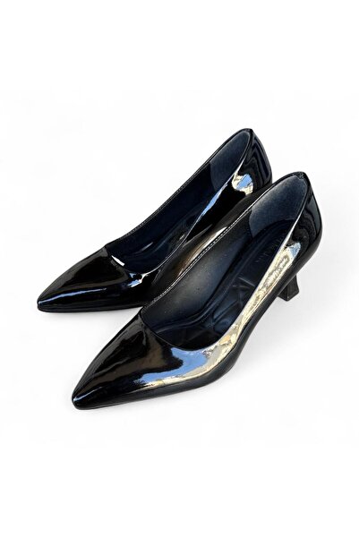 İpek Women's Black Patent Leather Comfortable Sole Heeled Shoes Sitiletto