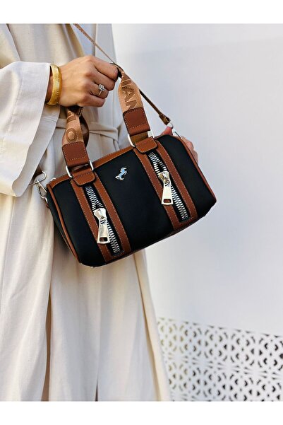 Çanta Trend حقيبة يد نسائية بحزام كتف من ميامي بولو كلوب باللون الأسود مع إكسسوارات بسحاب