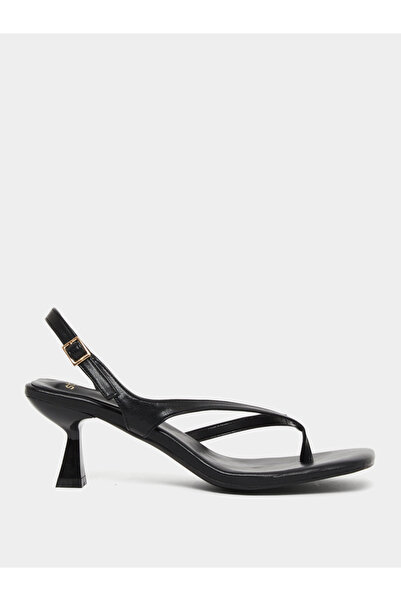 Styli Black Kitten Heel Thong Sandals