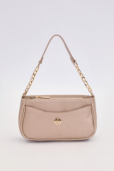 Levidor Trendy Shoulder Bag with Gold Chain Detail