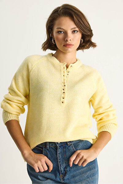 Bianco Lucci Women's Turtleneck Striped Knitwear Sweater 20223207