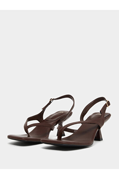 Styli Brown Kitten Heel Thong Sandals
