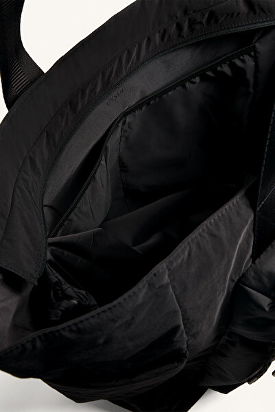 Oysho Ön cepli teknik çanta