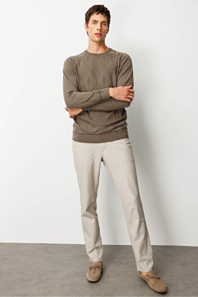 Desen Triko Ανδρικό πουλόβερ με ριγέ λαιμόκοψη από μαλλί μπακλαβάλι βιζόν