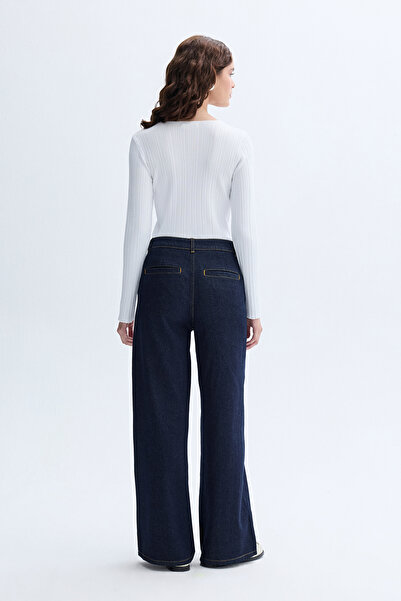 Mudo V Neck Fitted Knitwear Sweater