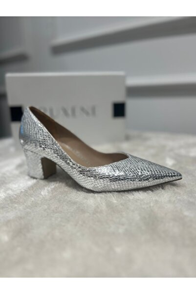 RUXENE DORA GOLD - GÜMÜŞ YILAN DERİSİ DESENLİ KALIN TOPUKLU 5 CM SİVRİ BURUN TOPUKLU AYAKKABI