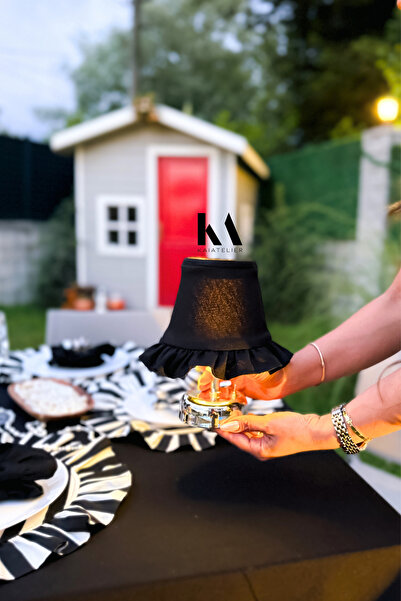 KaiAtelier Lune Keten Fırfırlı Kablosuz Masa Lambası / Krom Ayak