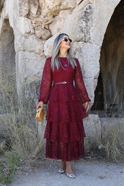 bytugcekaya Rochie cu dantelă burgundă, cu centură, în straturi