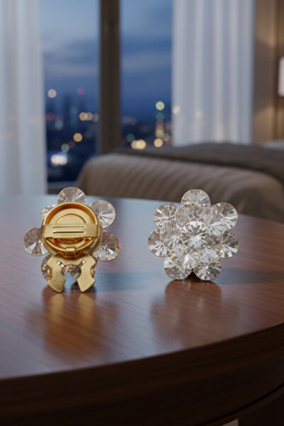 Reoona Yeni Trend Kristal Çiçek Düğme Kapağı Broş Düğme Klipsi 1 Adet - Lumina Flora