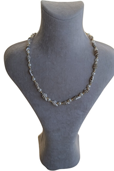 Birmem Kadın El Yapımı Doğal Deniz Kabuğu ve İnci Detaylı Gold Boncuklu Kolye