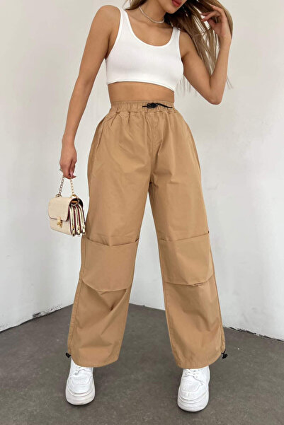 FashionForYou Γυναικείο παντελόνι Force, σε γραμμή cargo, oversized, με ρυθμιζόμενο κορδόνι περίσφιξης στη μέση και στο κάτω μέρος του μπατζακιού, καφέ