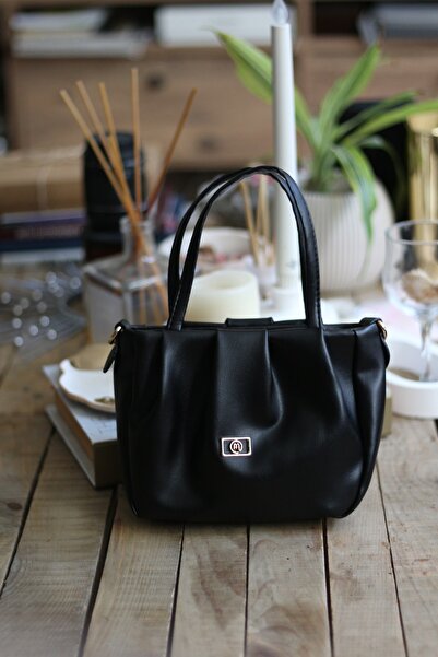 Moom Bag Women's Black Strap Hand Shoulder Bag