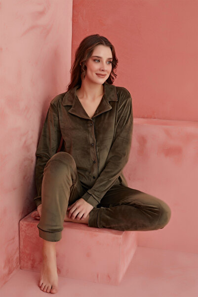 Gawzera Calia 8705 Velvet Long Sleeve Shirt Collar Buttoned Women's Pajama Set
