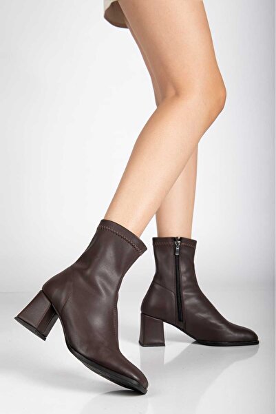 Elegant steps Cİlt Kadın Kalın Kare Burun Topuklu Fermuarlı Çorap Kısa Bot