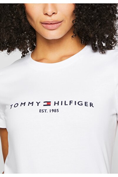 Tommy Hilfiger Plus تي شيرت تومي هيلفيجر للموسم الجديد للنساء من القطن