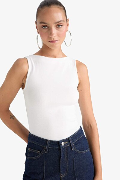 DeFacto Slim Fit Dar Kesim Kayık Yaka Ribana Atlet F9572AX25AU