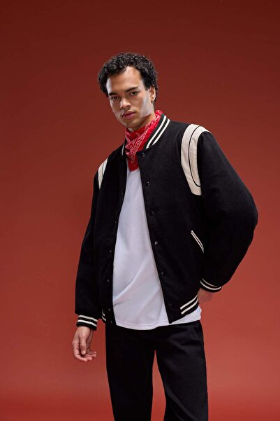 DeFacto Su Geçirmez Regular Fit Kolej Yaka Bomber Çıtçıtlı İç Cepli Mont E9245AX25WN