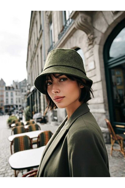 LAGRANZE Cash Bucket Hat