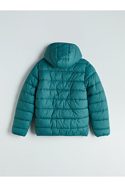 LC Waikiki Yeni Sezon Kapüşonlu Erkek Çocuk Şişme Mont