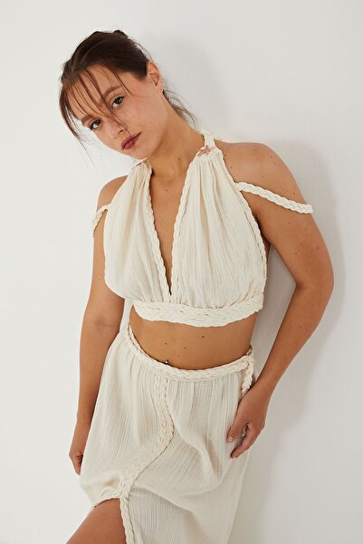 CAN ÇAPAR تنورة ماكسي نسائية بفتحة جانبية وتوب قصير بتفاصيل شبكية مع ربطة، طق...