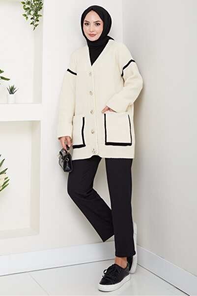 Bestenur İlge Buttoned Knitwear Cardigan 1597 - Ecru