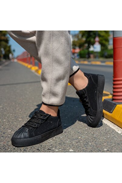 Modlet.ro Sneakerși negri de damă cu detalii metalice MOD13947