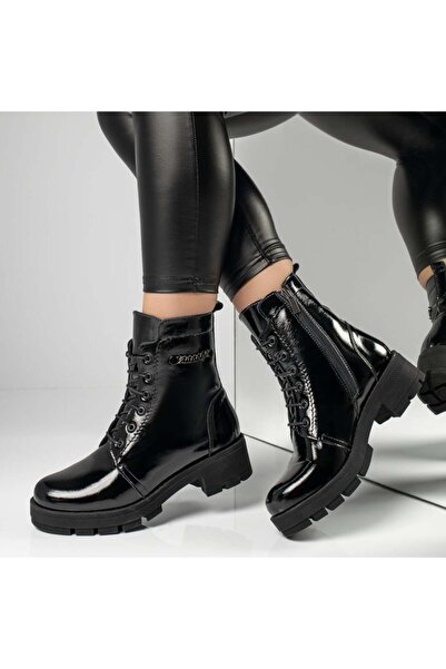 Modlet.ro Women's black glossy leather lace-up boots MOD10800