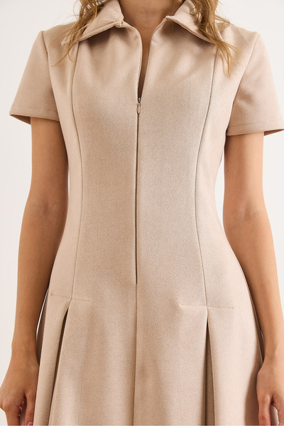 Olalook Kadın Taş Süet Yakası Gizli Fermuarlı Pileli Mini Elbise ELB-19002542