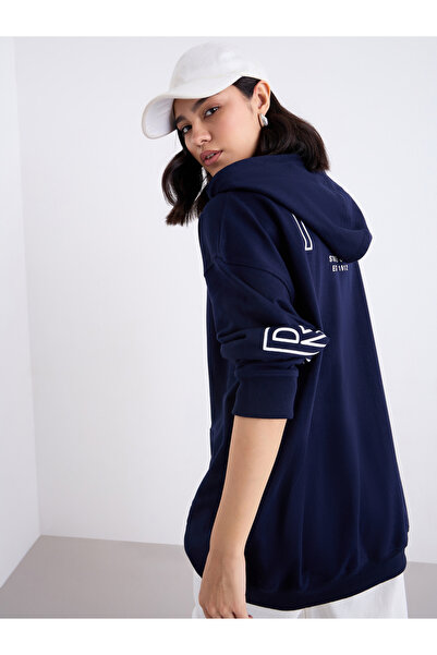 Styli Navy Graphic Print Longline Oversized Hoodie