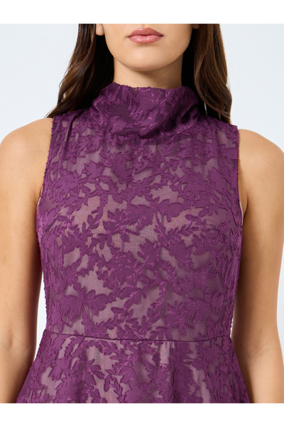 Styli Lace Sleeveless High Neck Maxi Dress