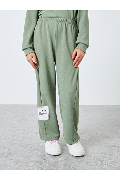 Styli Girls Green Patch Detail Knit Top and Pants Set